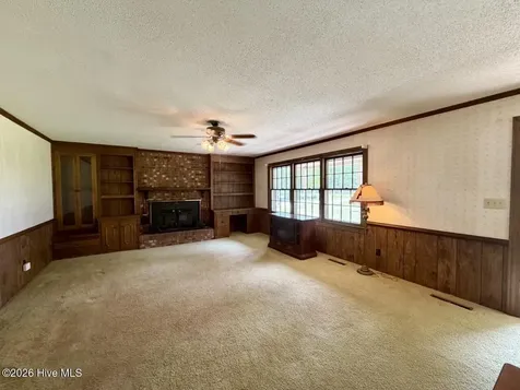 12445 U.s. 64 Williamston NC 27892