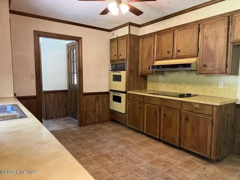 12445 U.s. 64 Williamston NC 27892