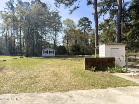 598 Forest Road Lumberton NC 28358