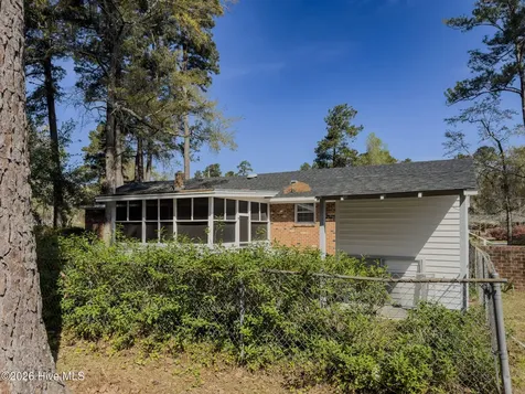 598 Forest Road Lumberton NC 28358