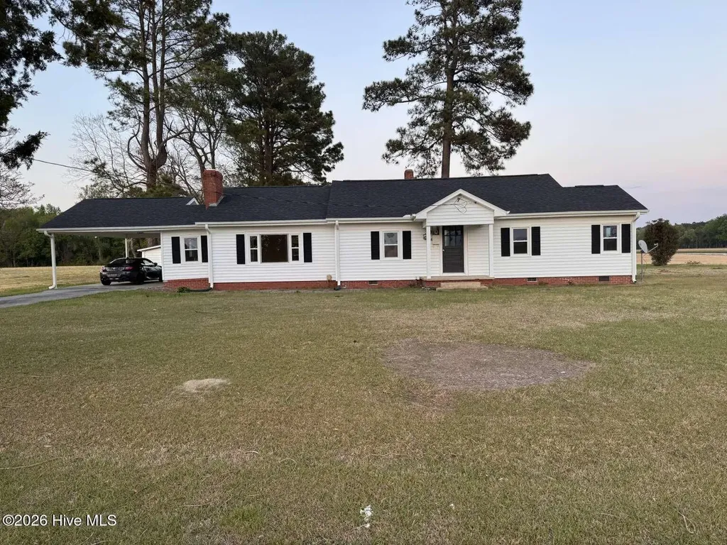 1555 Arthur Corey Road Williamston NC 27892