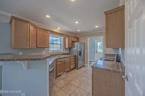 1327 Old Chinquapin Road Beulaville NC 28518