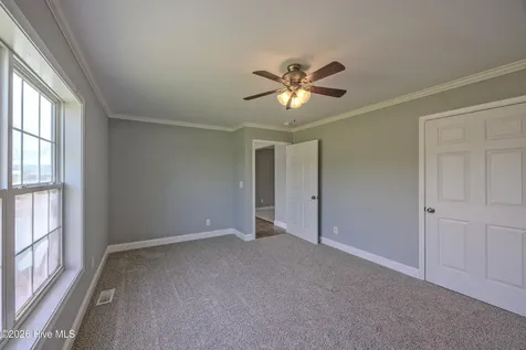 1327 Old Chinquapin Road Beulaville NC 28518