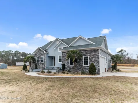 1083 Horse Pen Swamp Road Washington NC 27889