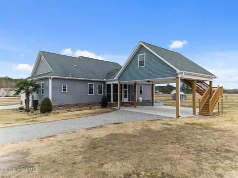 1083 Horse Pen Swamp Road Washington NC 27889