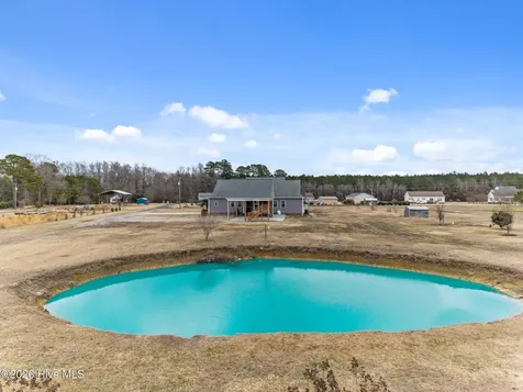 1083 Horse Pen Swamp Road Washington NC 27889