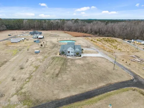 1083 Horse Pen Swamp Road Washington NC 27889