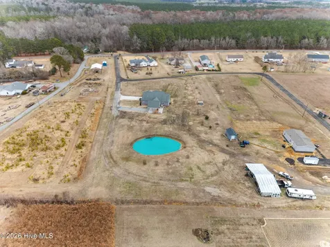 1083 Horse Pen Swamp Road Washington NC 27889