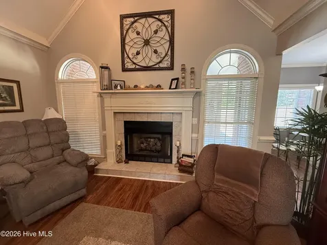 109 Brisbayne Circle La Grange NC 28551