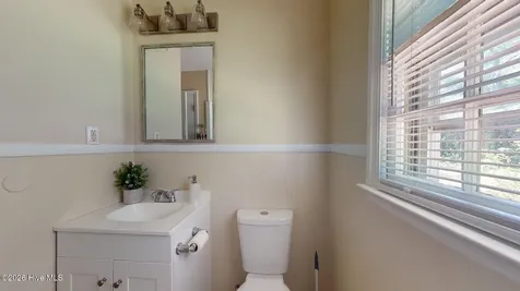 1240 W Michigan Avenue Southern Pines NC 28387