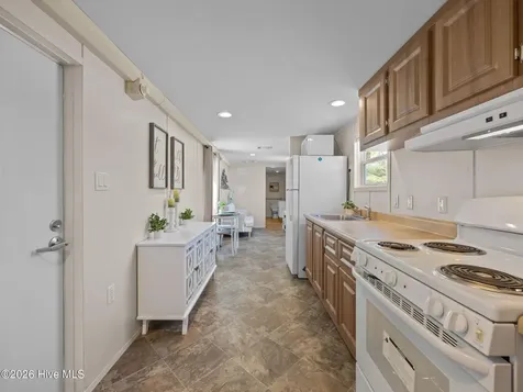99 Dundee Trail Holly Ridge NC 28445