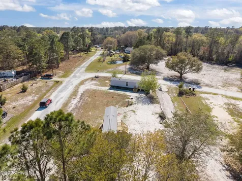 99 Dundee Trail Holly Ridge NC 28445
