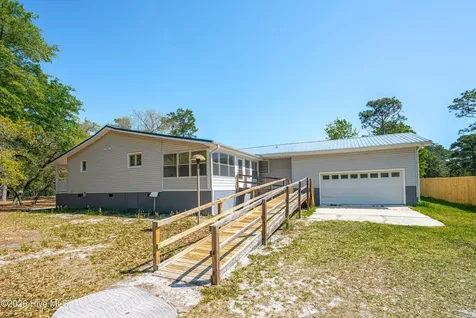 5685 Watts Road SW Ocean Isle Beach NC 28469