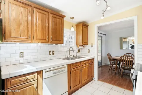 424 Capeside Drive Wilmington NC 28412