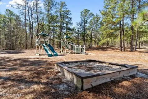 55 Walkabout Drive Aberdeen NC 28315