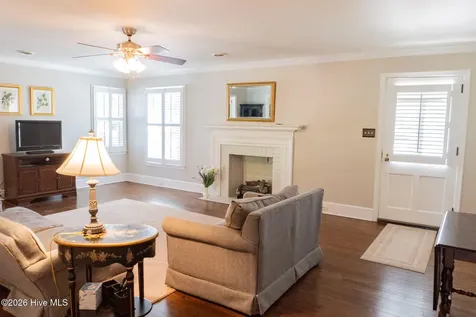 202 Pine Street Whiteville NC 28472