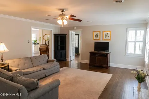202 Pine Street Whiteville NC 28472