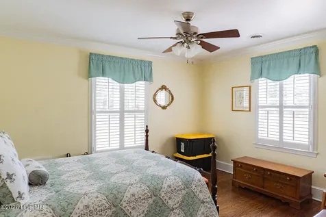 202 Pine Street Whiteville NC 28472