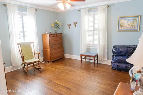 202 Pine Street Whiteville NC 28472
