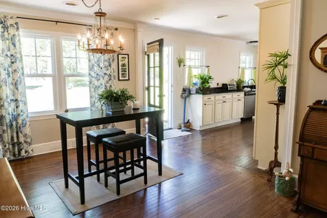 202 Pine Street Whiteville NC 28472