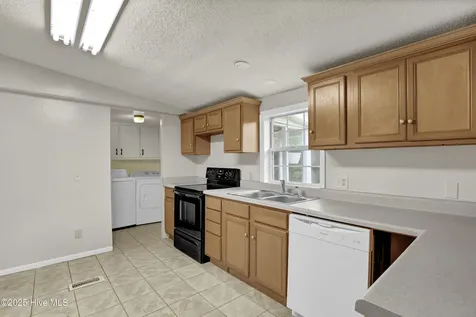 250 Bream Street Holly Ridge NC 28445
