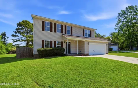 111 Skipping Stone Lane Jacksonville NC 28546