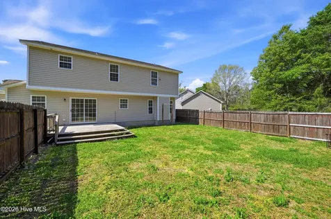 111 Skipping Stone Lane Jacksonville NC 28546