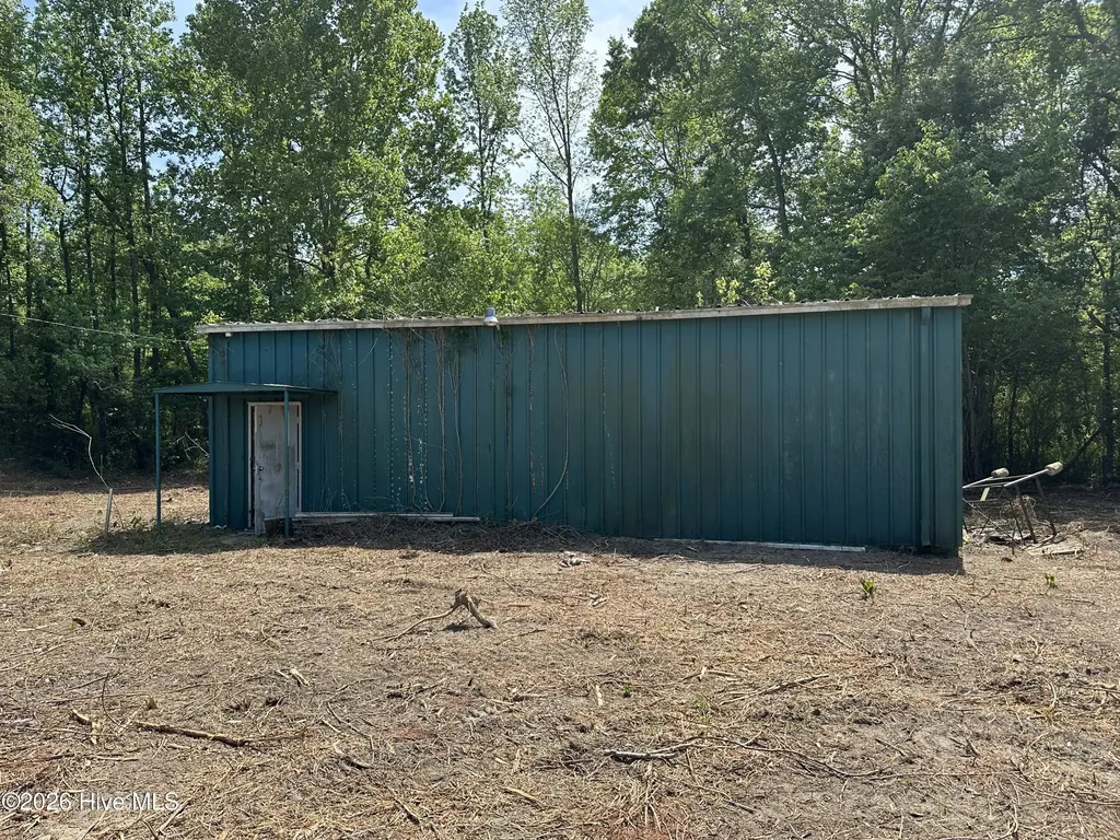 17600 Old Lumberton Road Laurinburg NC 28352