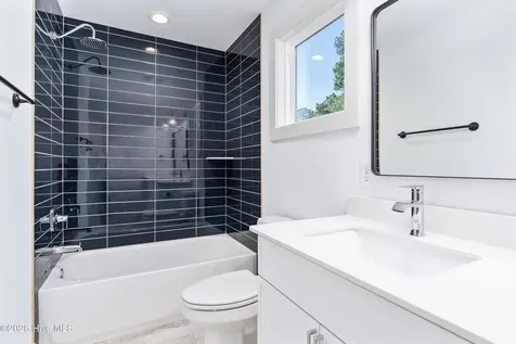 1106 Tree Canopy Way Wilmington NC 28403