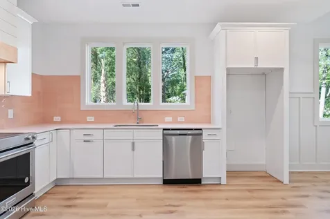 1106 Tree Canopy Way Wilmington NC 28403