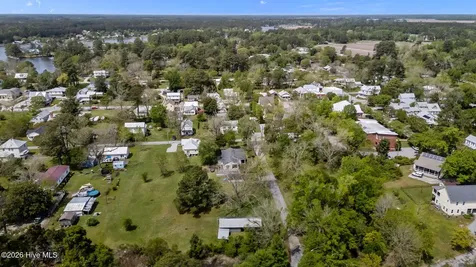 401 Neuse Street Oriental NC 28571