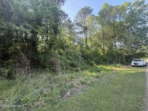 412 S Thompson Street Whiteville NC 28472