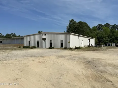 9757 Mccoll Road Laurinburg NC 28352