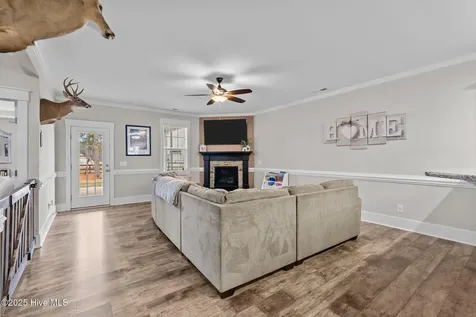 217 Thistleberry Drive Aberdeen NC 28315