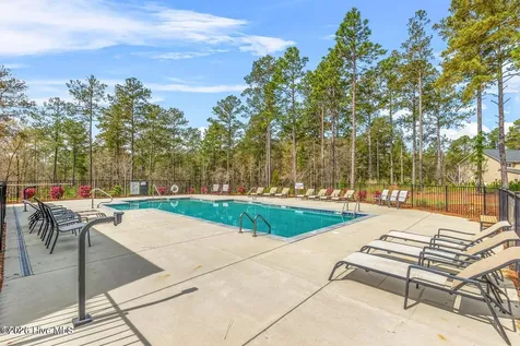 217 Thistleberry Drive Aberdeen NC 28315
