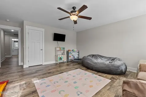 217 Thistleberry Drive Aberdeen NC 28315