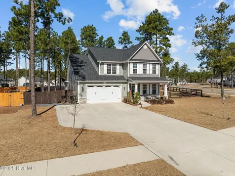 217 Thistleberry Drive Aberdeen NC 28315
