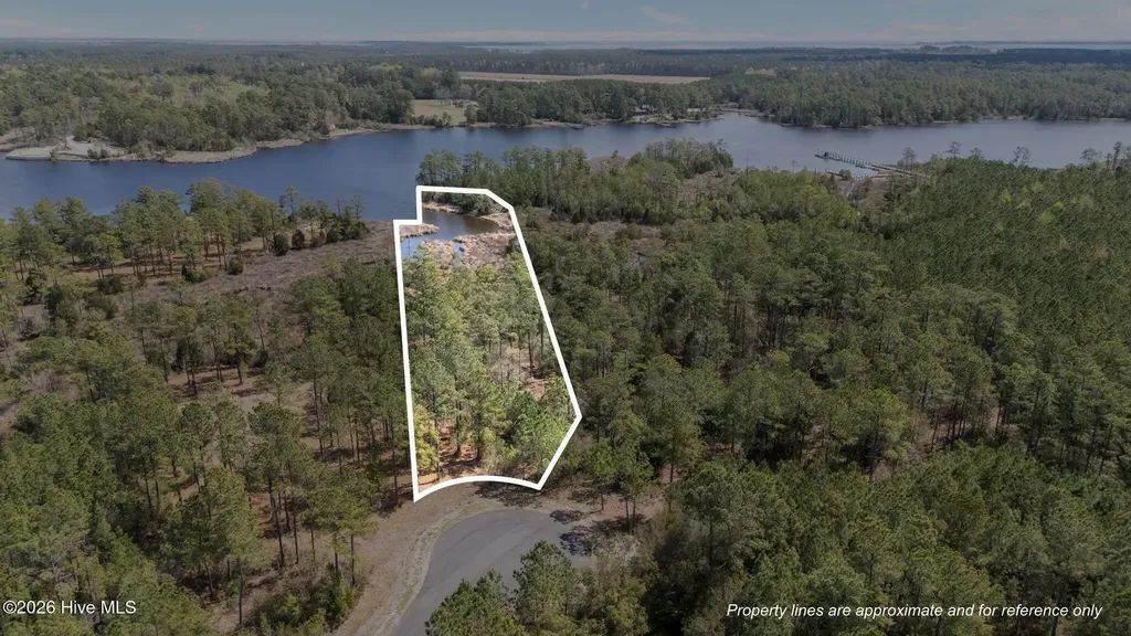 103 Royal Shoal Lane Vandemere NC 28587