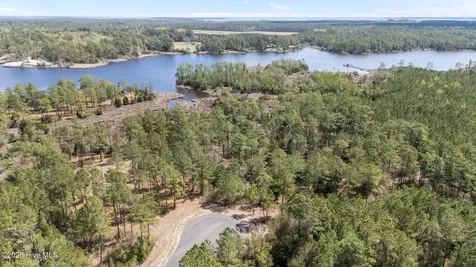 95 Royal Shoal Lane Vandemere NC 28587