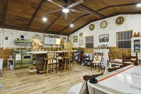 732 County Line Road Roseboro NC 28382