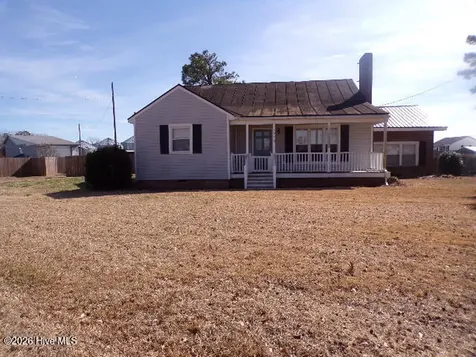 5930 Wall Road Ayden NC 28513