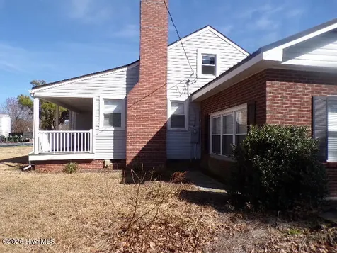 5930 Wall Road Ayden NC 28513
