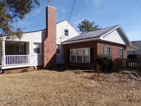 5930 Wall Road Ayden NC 28513