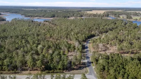 661 Vandemere Creek Drive Vandemere NC 28587