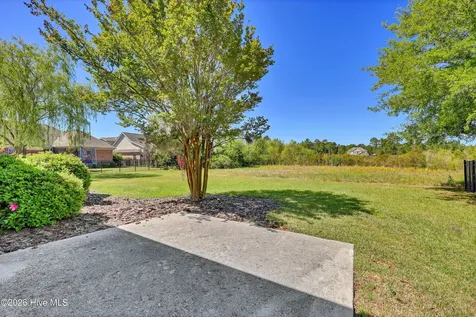 35 Scotlands Court Hampstead NC 28443