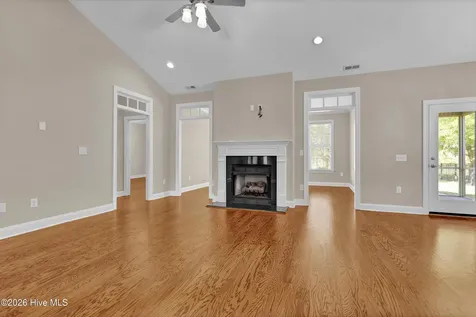 35 Scotlands Court Hampstead NC 28443