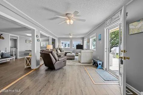 66 E North Shore Lane Arapahoe NC 28510