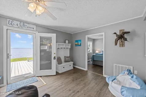 66 E North Shore Lane Arapahoe NC 28510