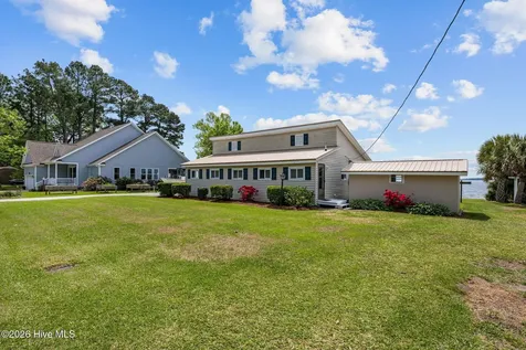 66 E North Shore Lane Arapahoe NC 28510