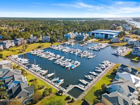 3030 Marsh Winds Circle Southport NC 28461